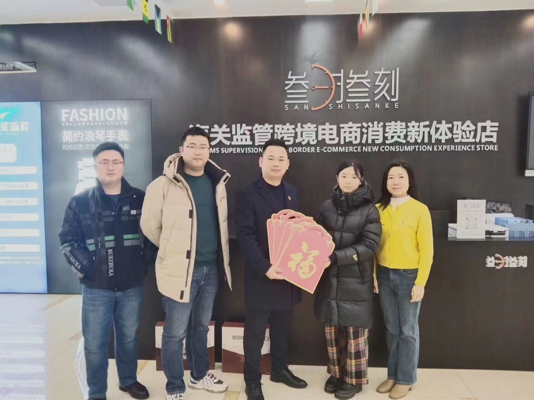 @DCI5R5EW3`VS{0F4[RHZ0C